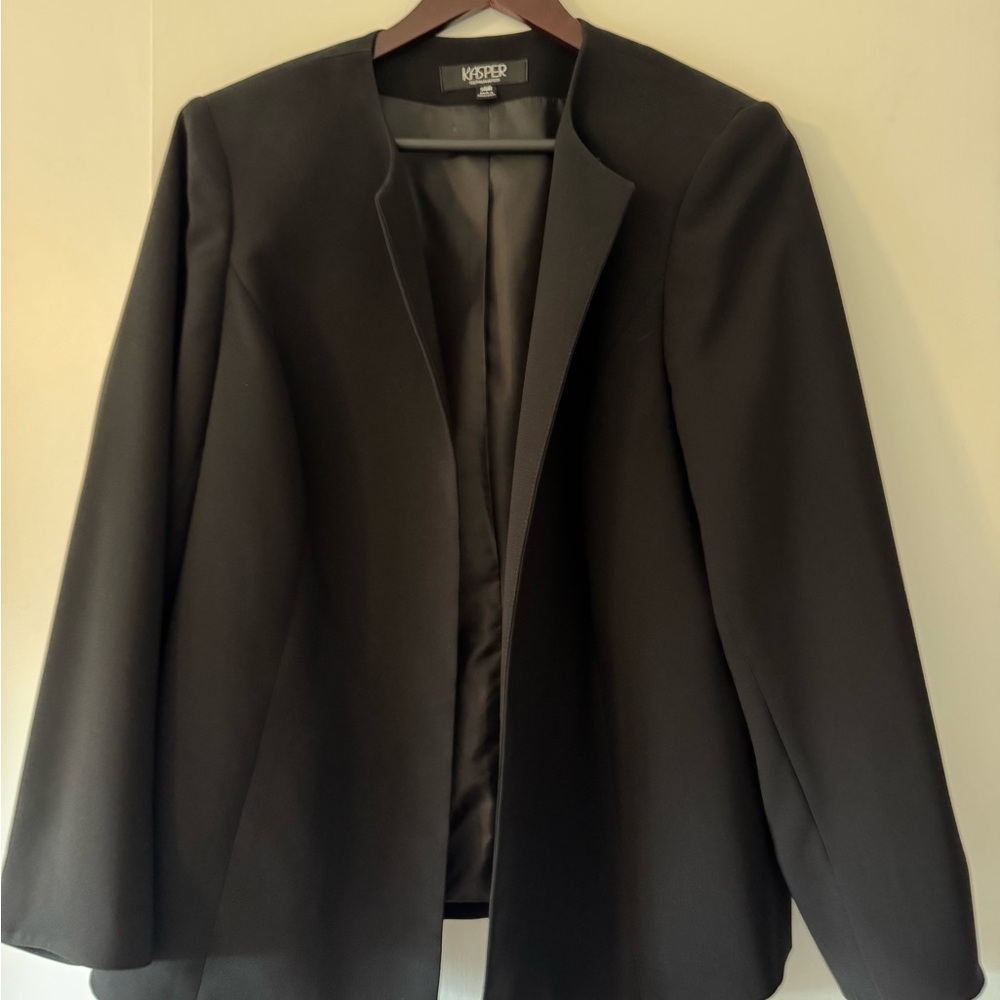 Kasper Women's Black Blazer
